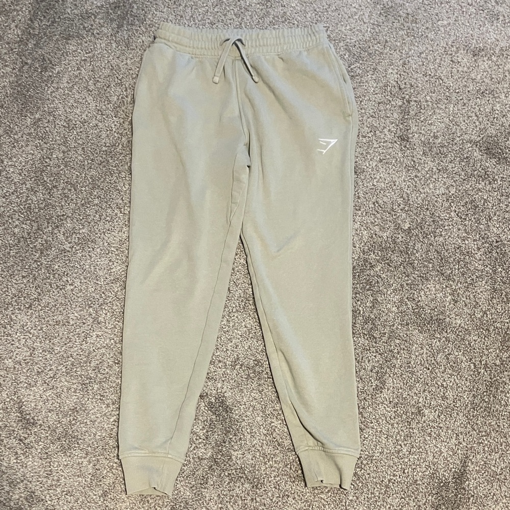 GYMSHARK ESSENTIAL JOGGER REGULAR FIT WITH DRAWSTING WAIST SIZE XS